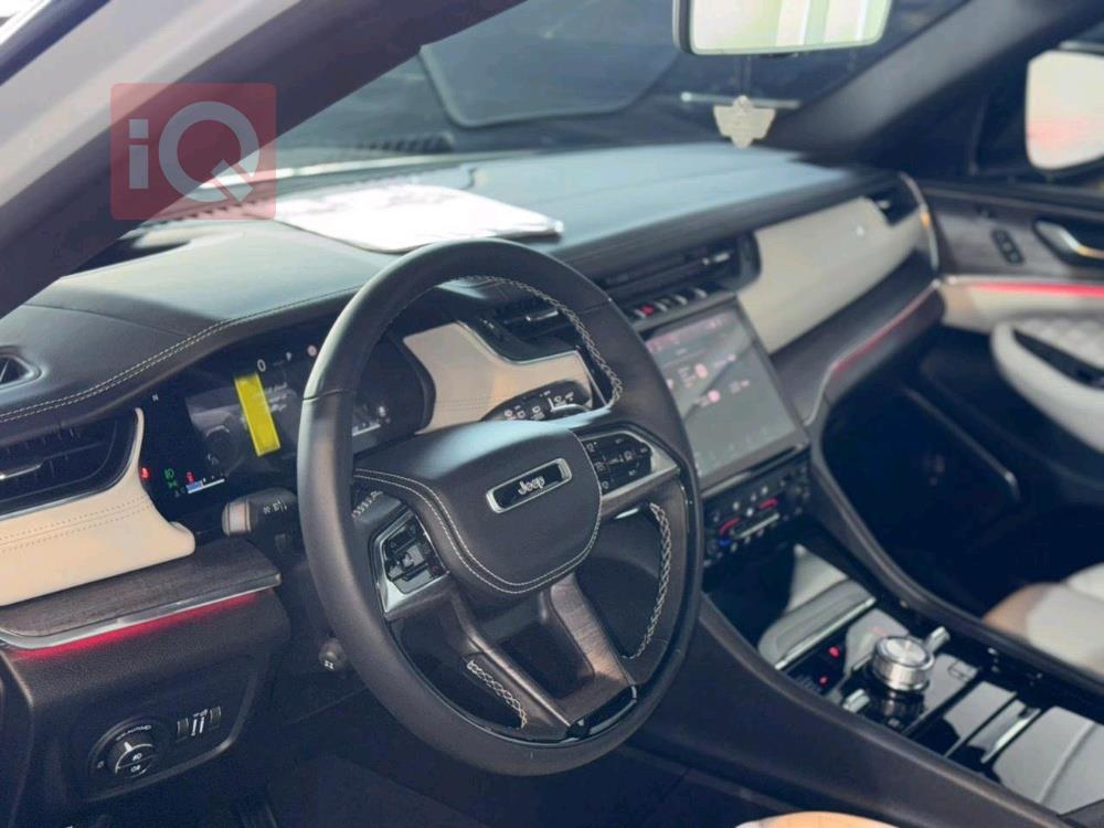 جيب جراند شيروكي